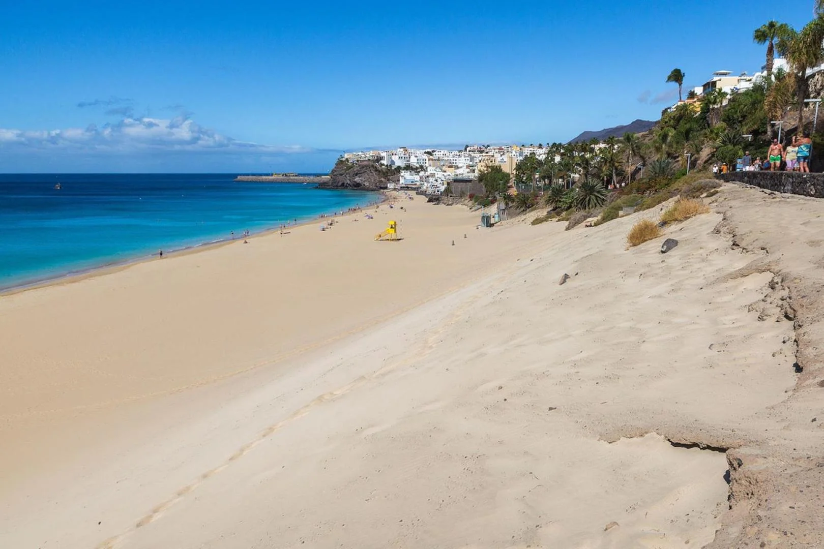 Apartment near the beach, big terrace with nice sea views, wifi and parking 1