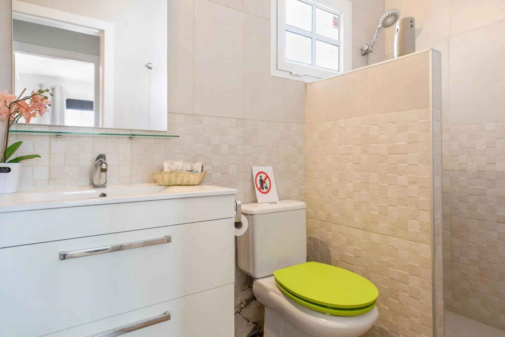 Caleta Beach Deluxe 4