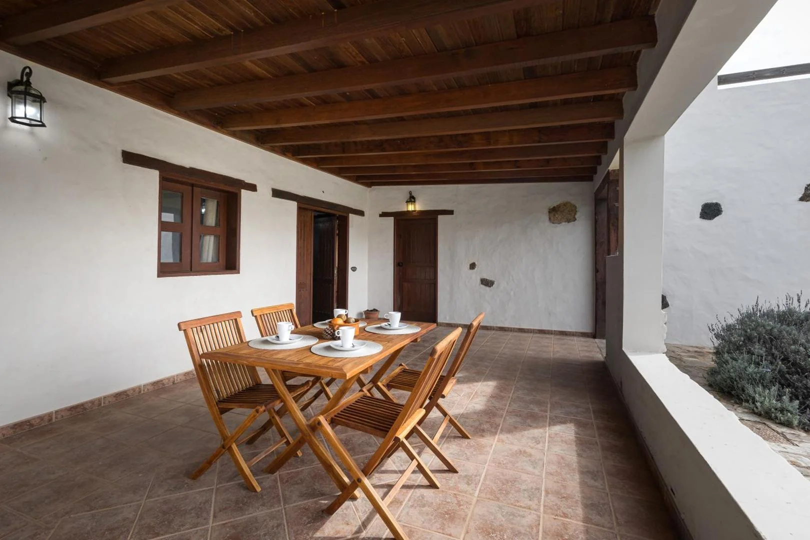 Home2Book Casa María Rustic Escape in Villaverde 3