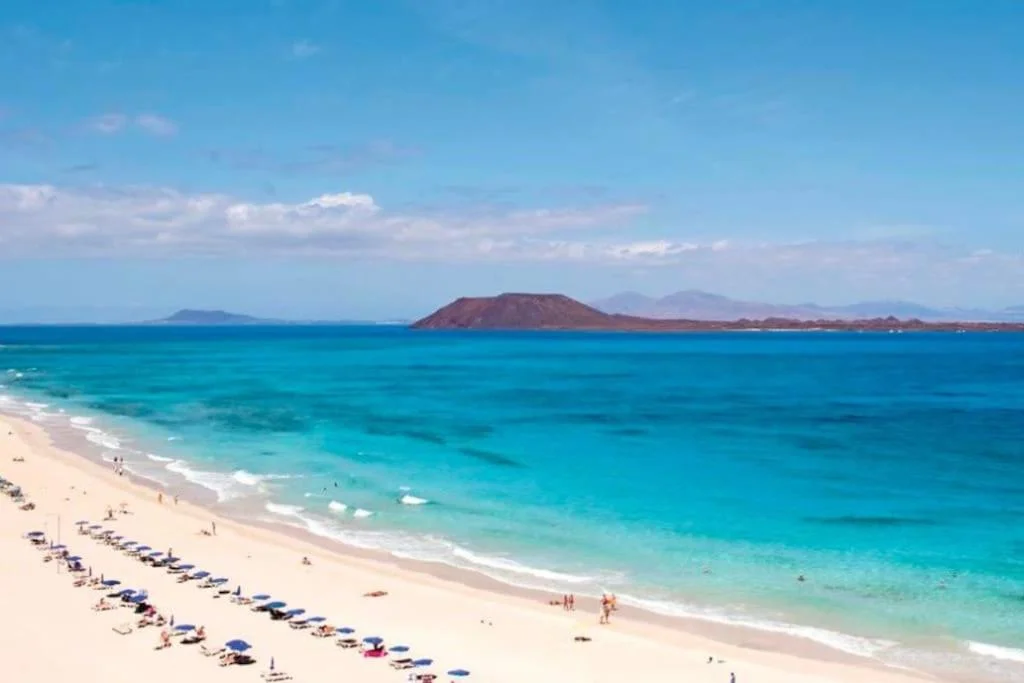 LAS DUNAS Corralejo Playa, piscina y relax 3