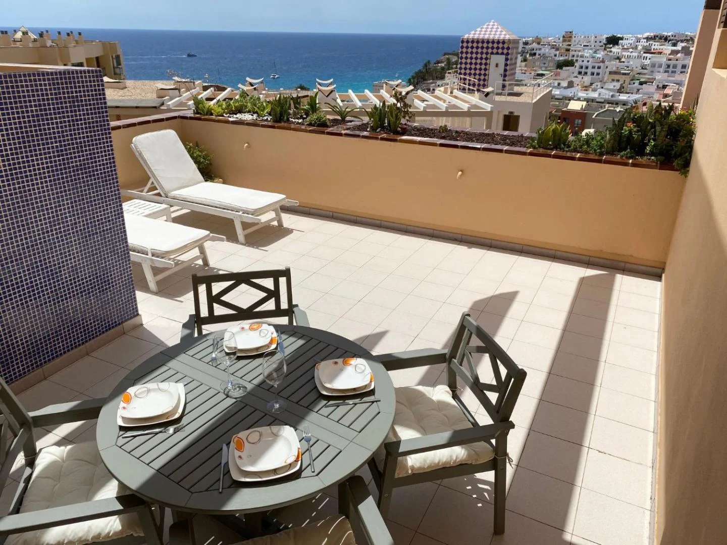 Apartment Tajinaste SOL by Interhome 1