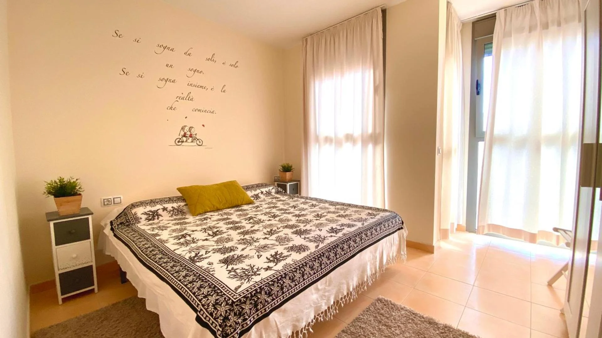Red Surf Home 3