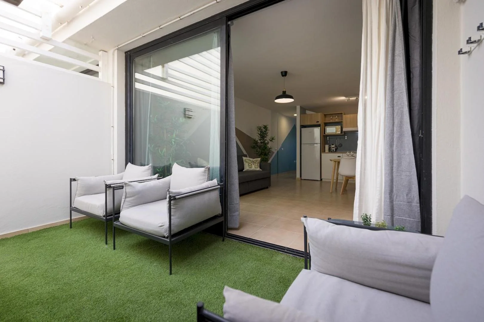 Home2Book Seafront Escape & Terrace, El Cotillo 1