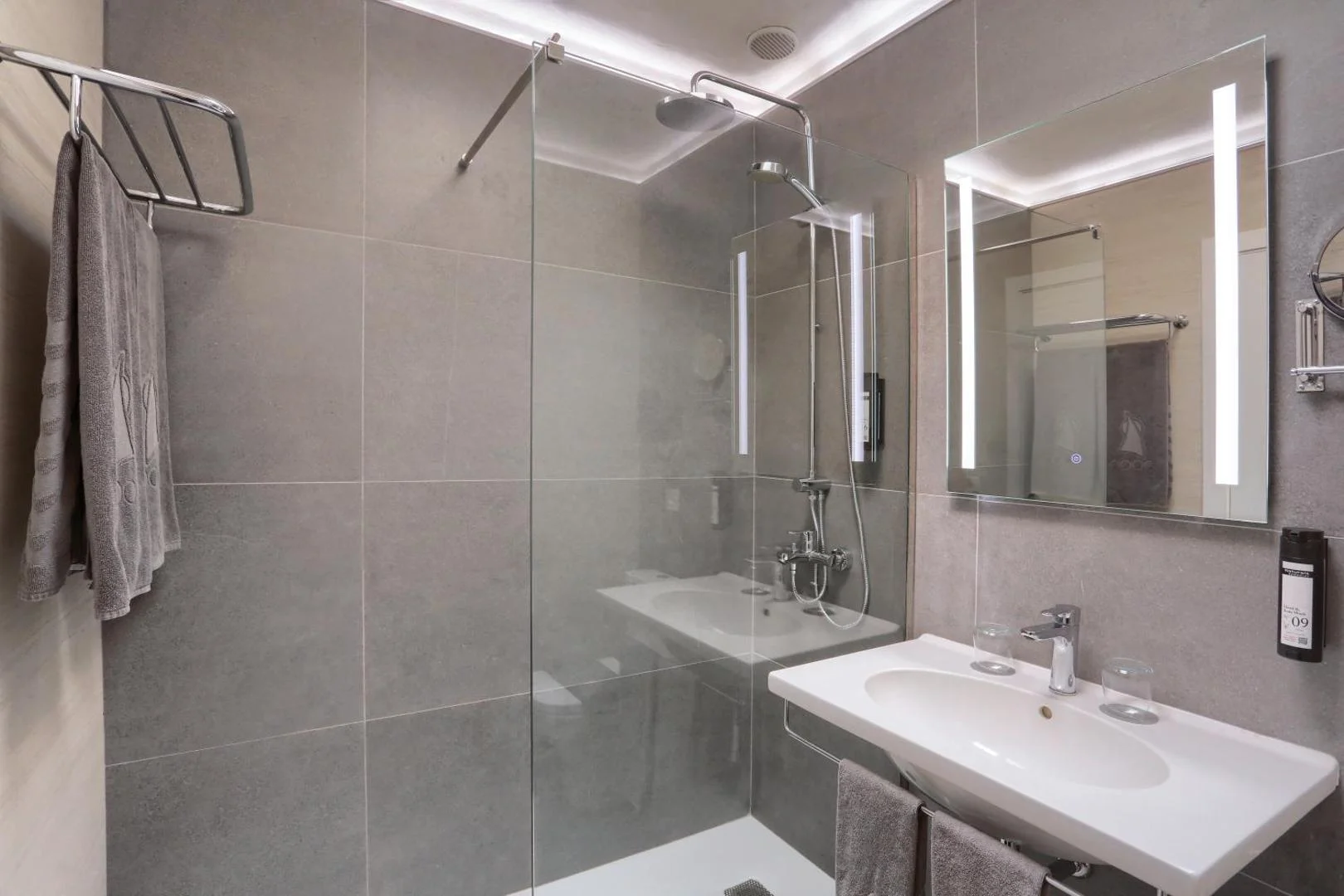 Apartamentos Garden & Sea Boutique Lodging by LIVVO 4