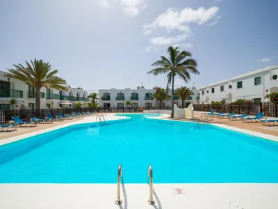 Blue Island Pool View & Wi-Fi by iRent Fuerteventura in Corralejo, Fuerteventura