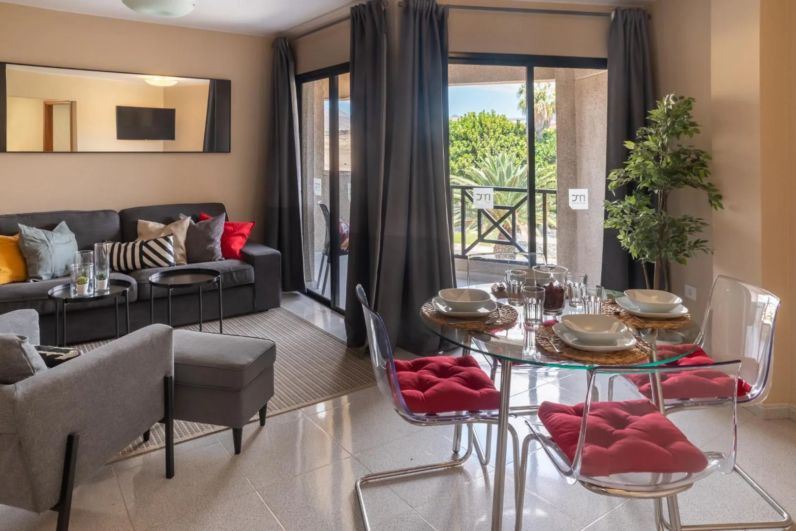 MC Apartments 5