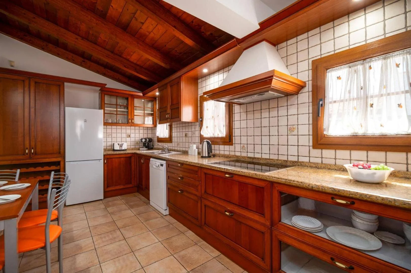 Villa Sherry II by Villa Plus 2